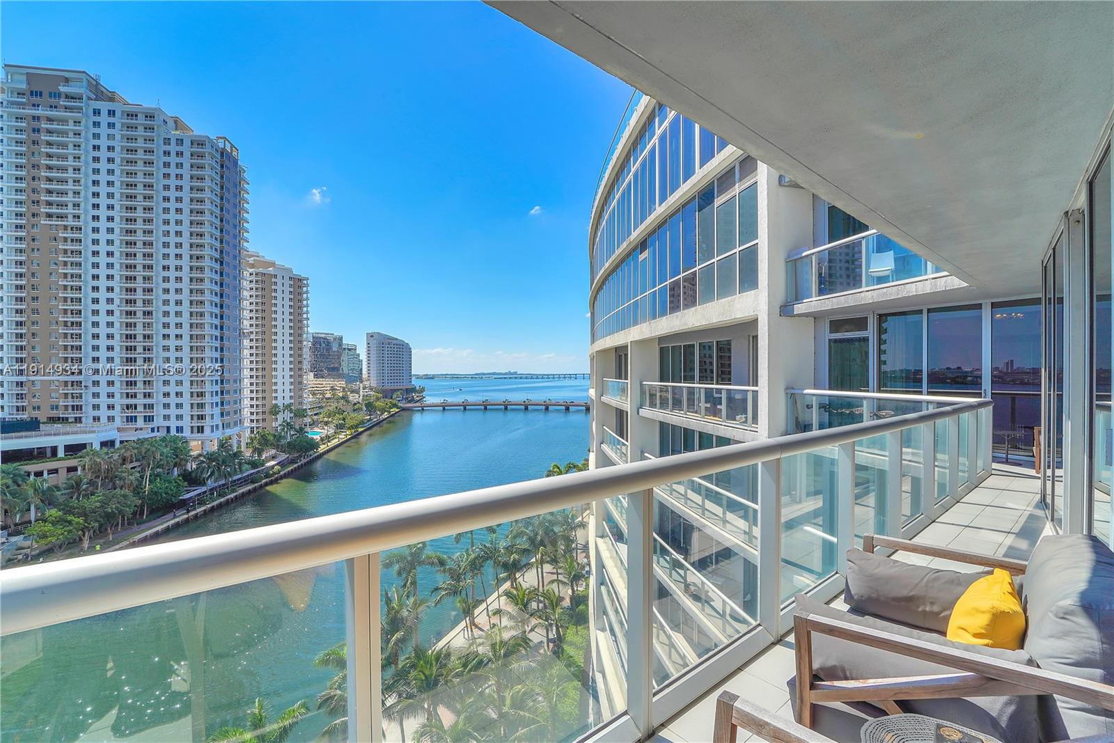 ICONBRICKELL CONDO NO 1 - Residential