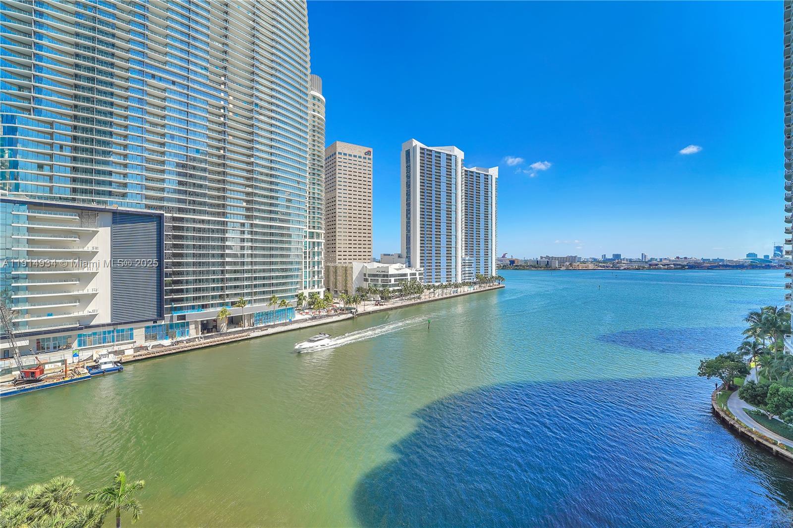 ICONBRICKELL CONDO NO 1 - Residential