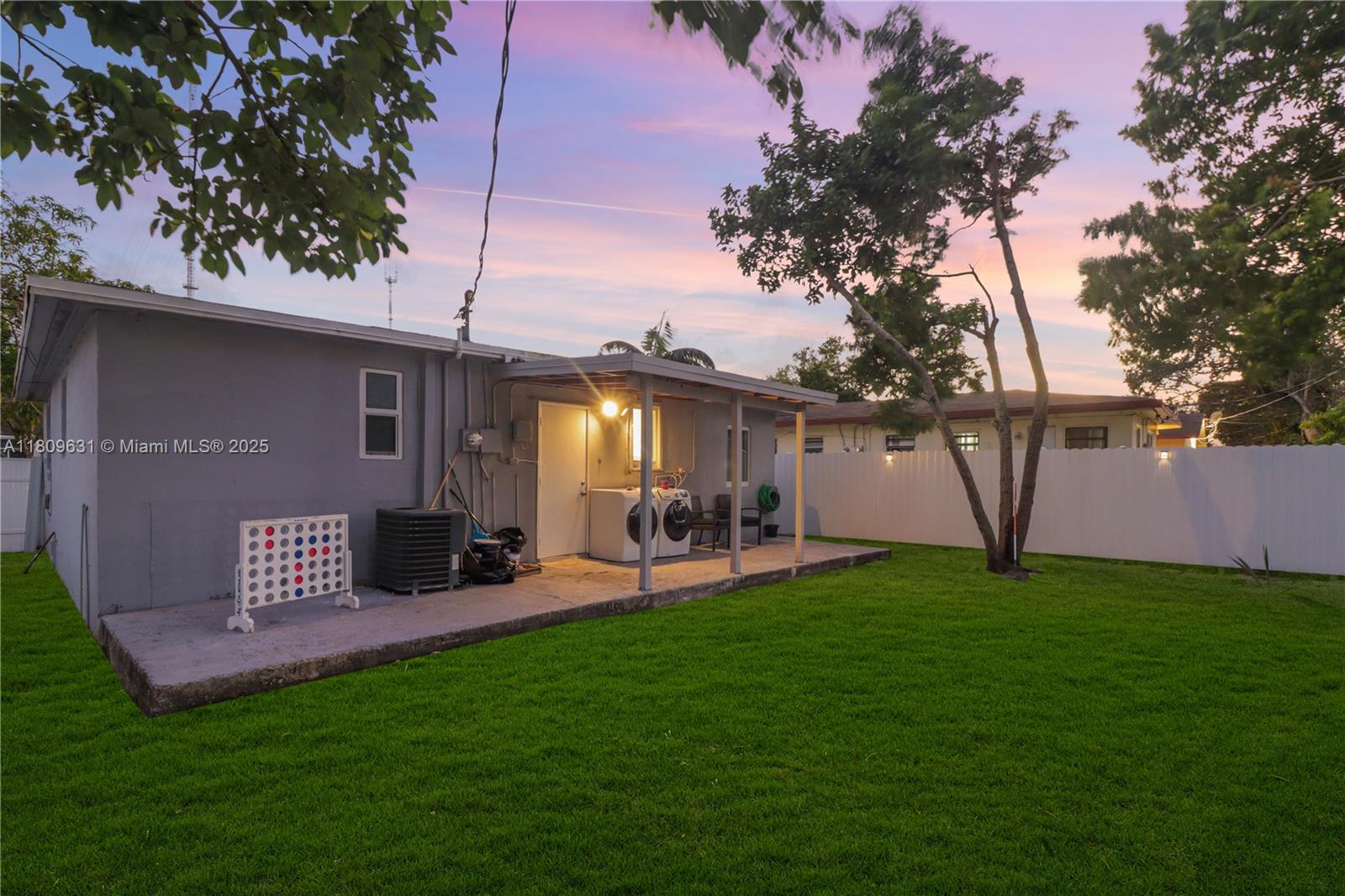 SUN LAND PARK - Residential
