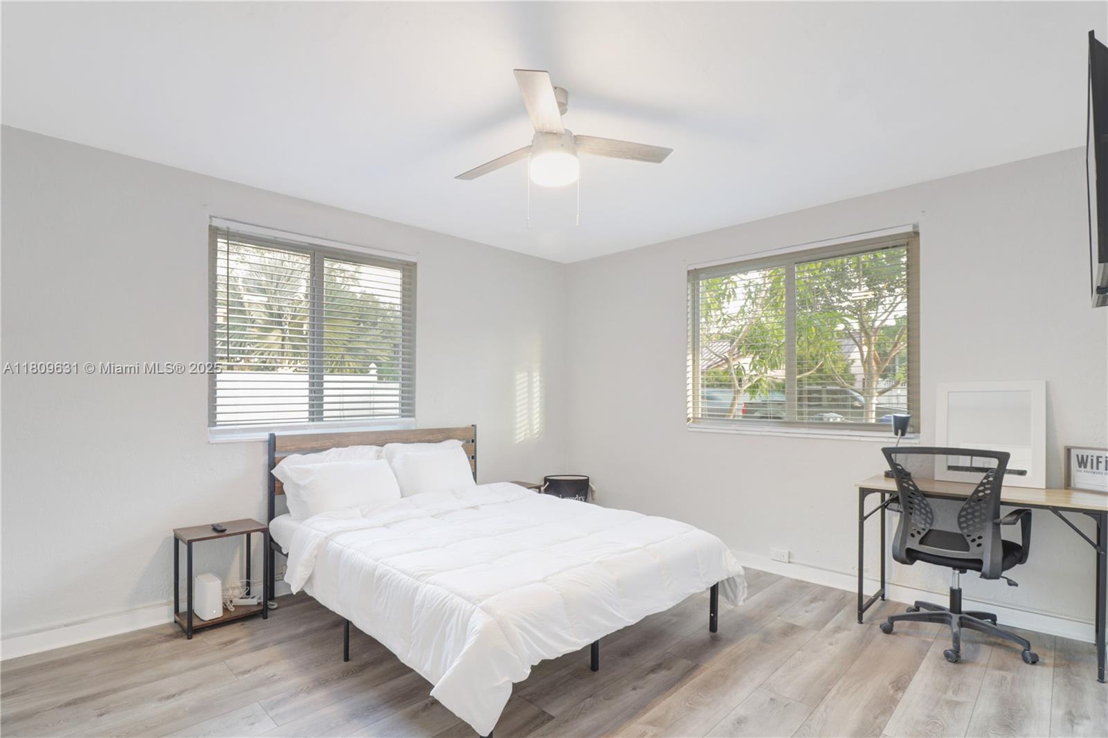 SUN LAND PARK - Residential