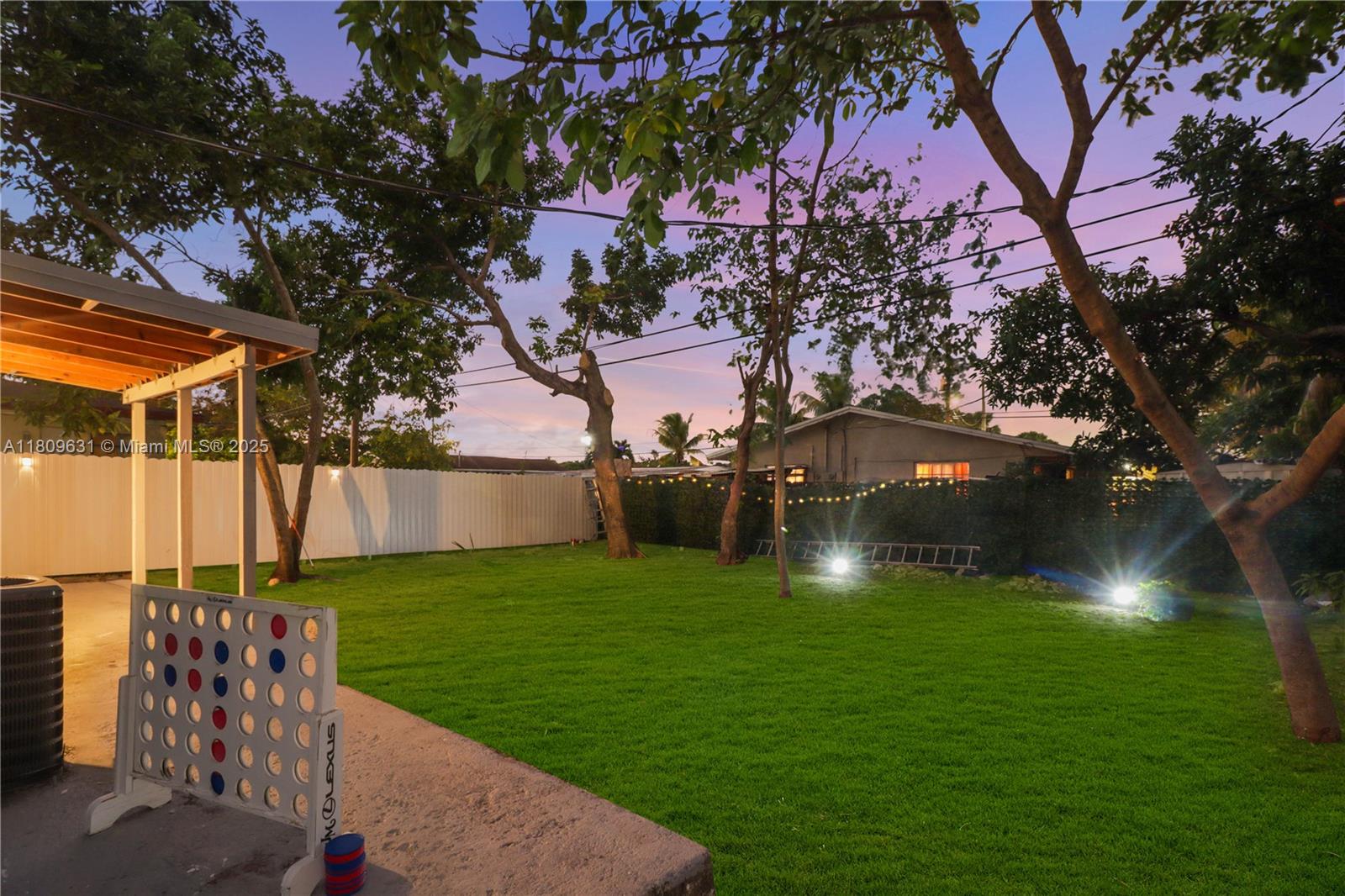 SUN LAND PARK - Residential
