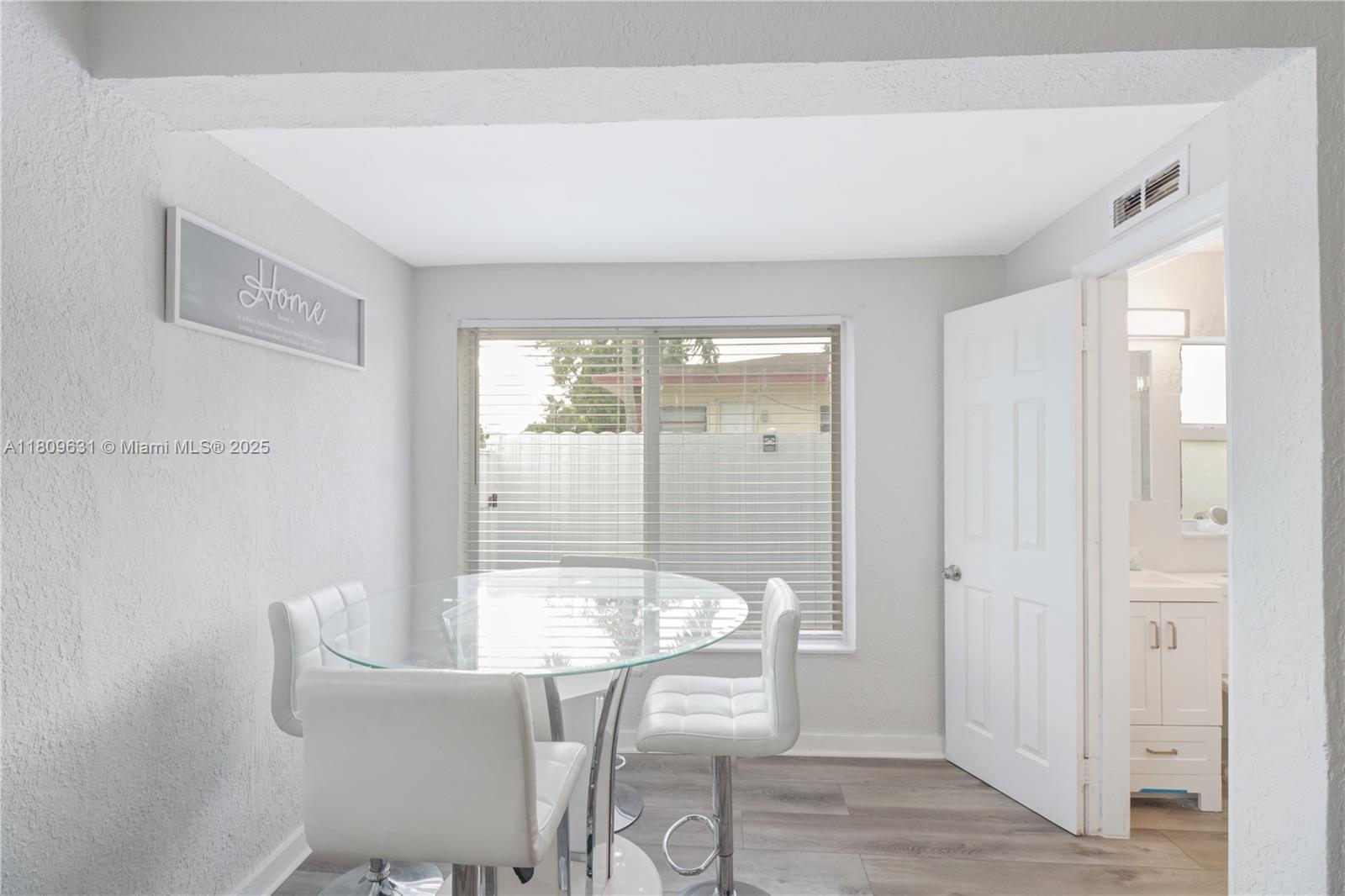 SUN LAND PARK - Residential