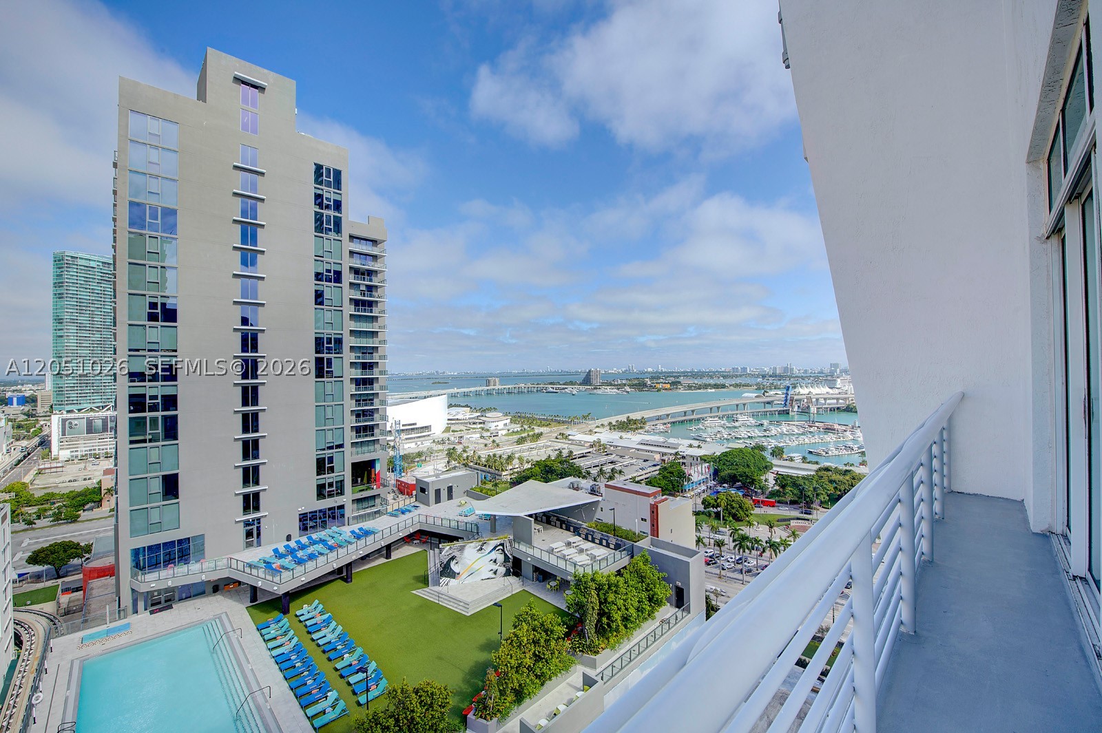 THE LOFT DOWNTOWN CONDO - Residential Lease