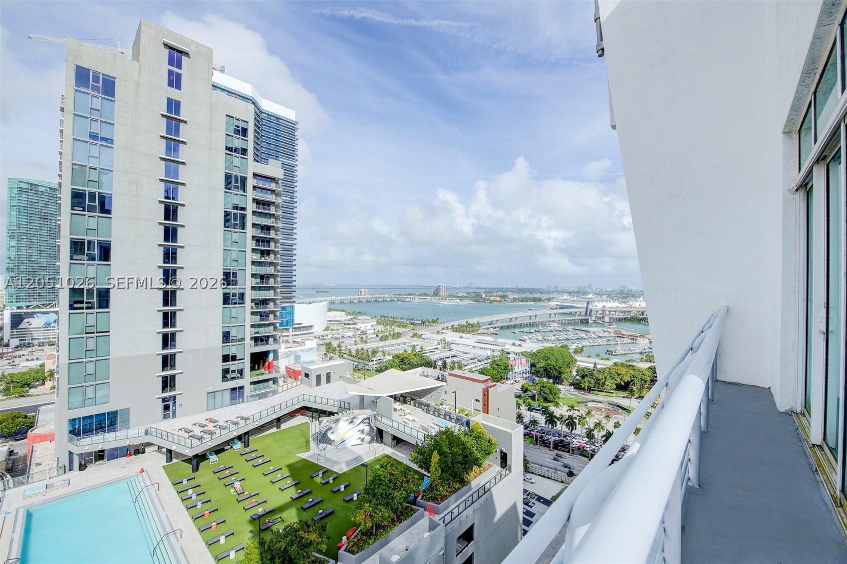 THE LOFT DOWNTOWN CONDO - Residential Lease