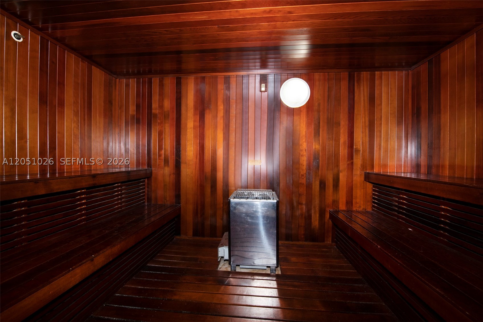 THE LOFT DOWNTOWN CONDO - Residential Lease