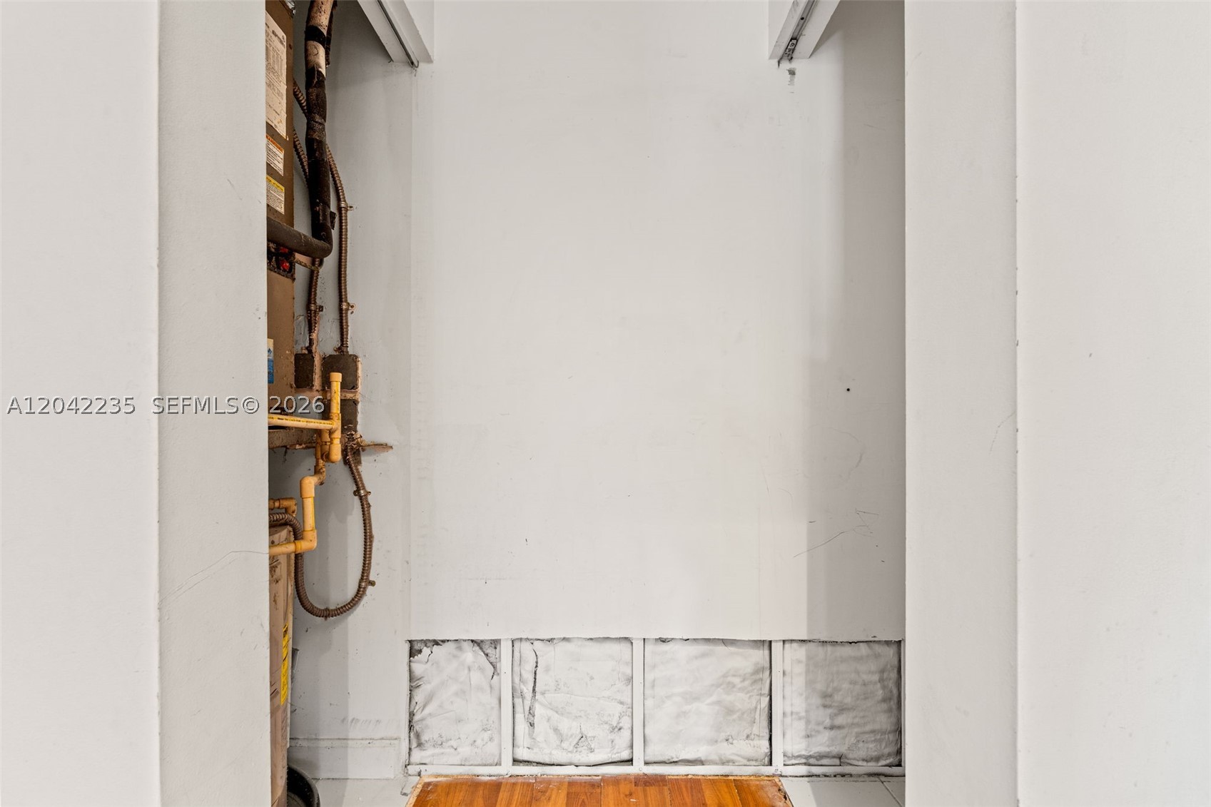 ISLAND CITY LOFTS CONDO - Residential
