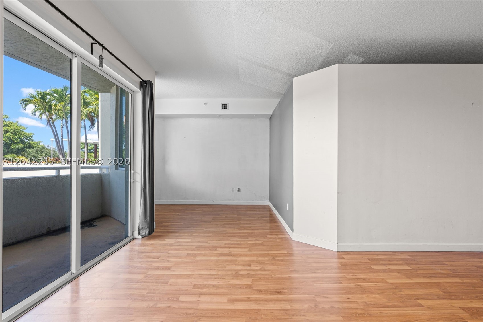 ISLAND CITY LOFTS CONDO - Residential