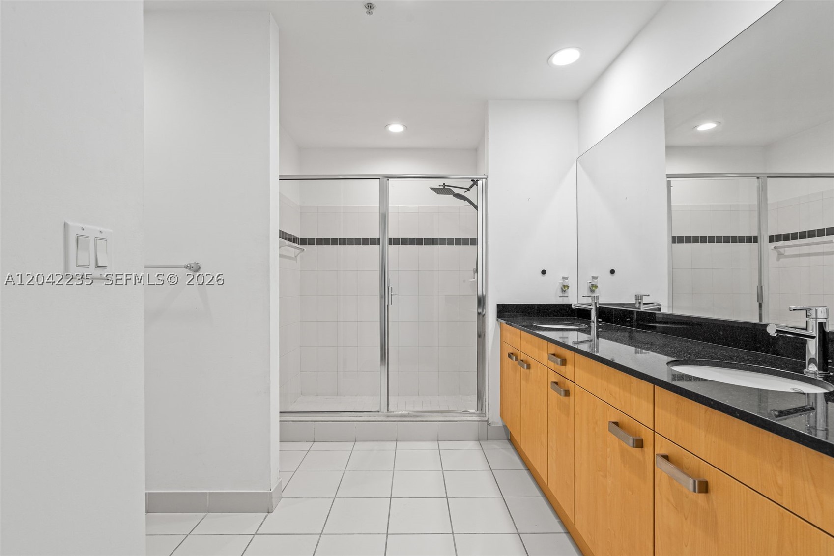 ISLAND CITY LOFTS CONDO - Residential