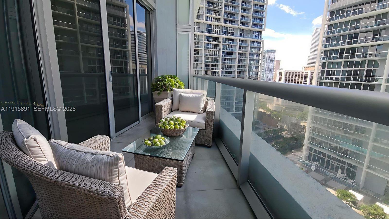 ICON BRICKELL NO TWO - Residential