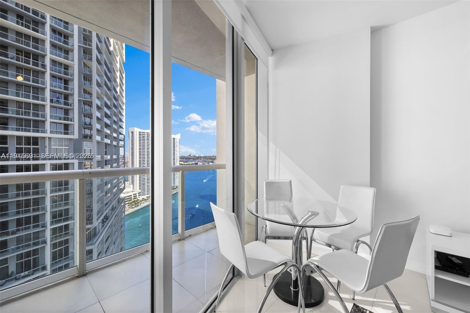 ICON BRICKELL NO TWO - Residential