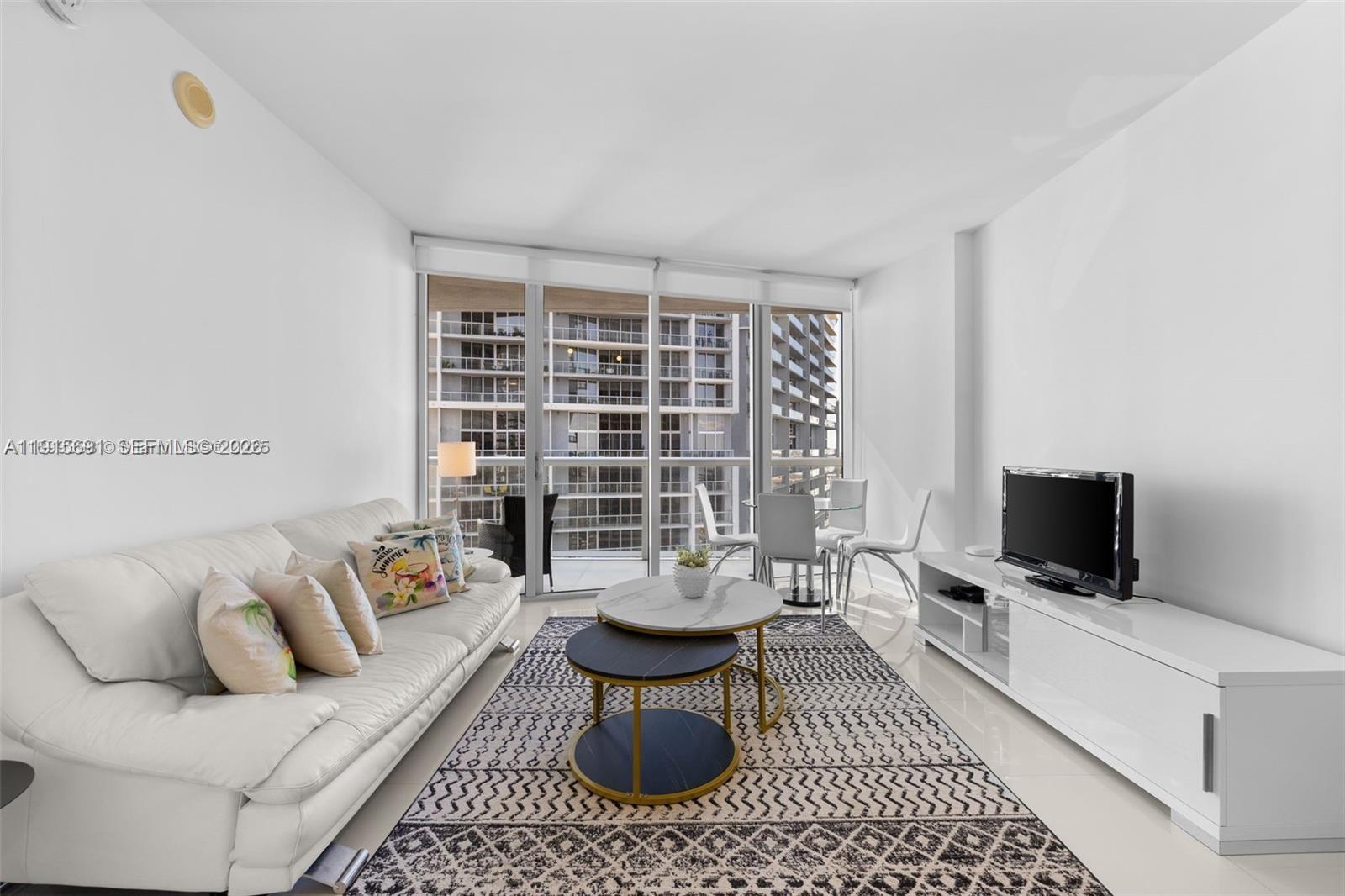 ICON BRICKELL NO TWO - Residential