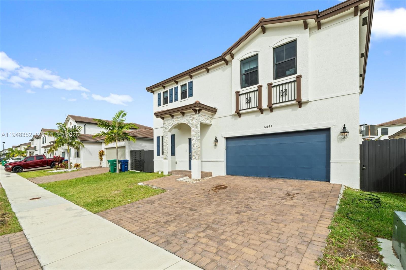 KENDALL ASSEMBLAGE - Residential