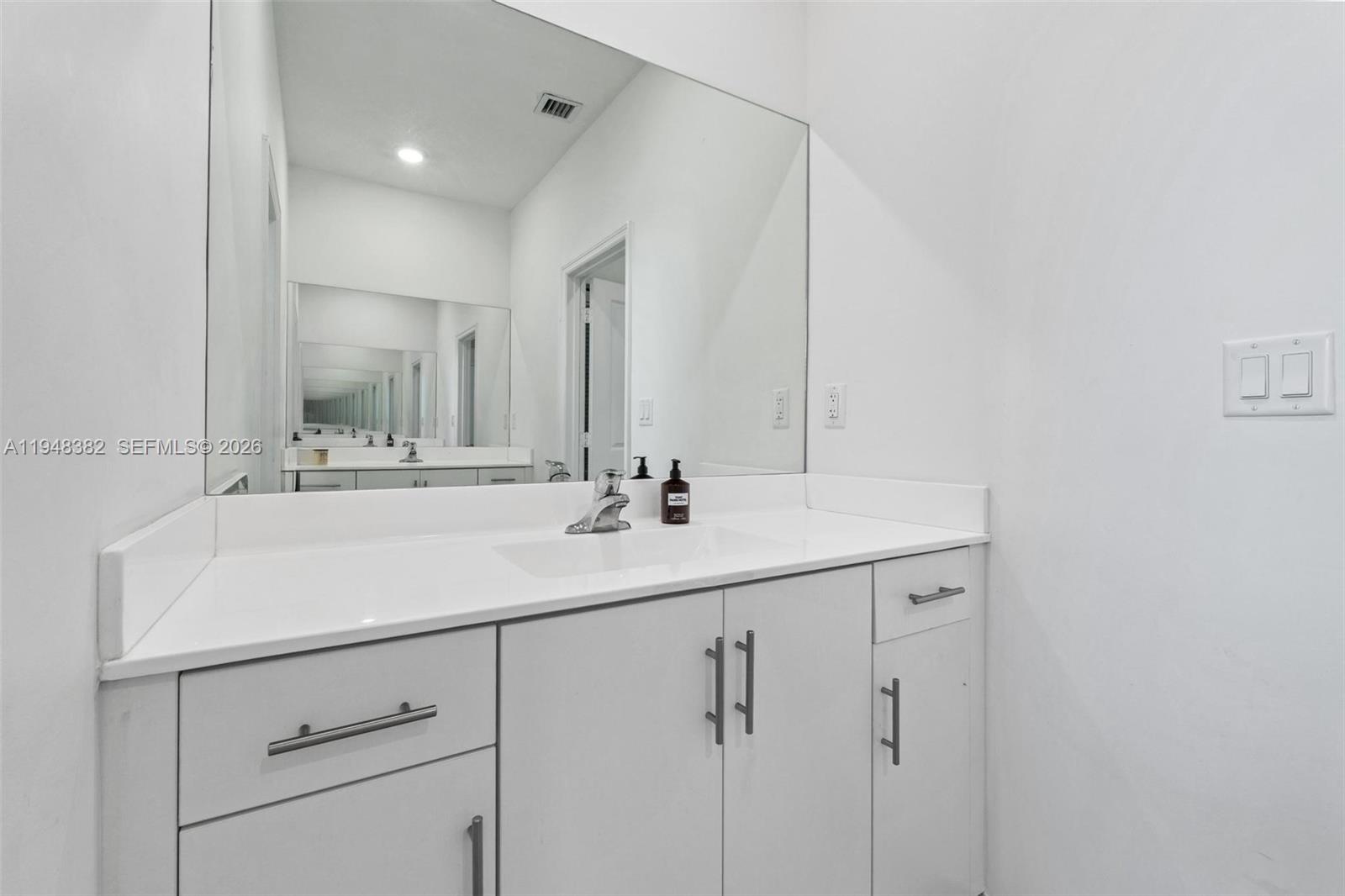 KENDALL ASSEMBLAGE - Residential