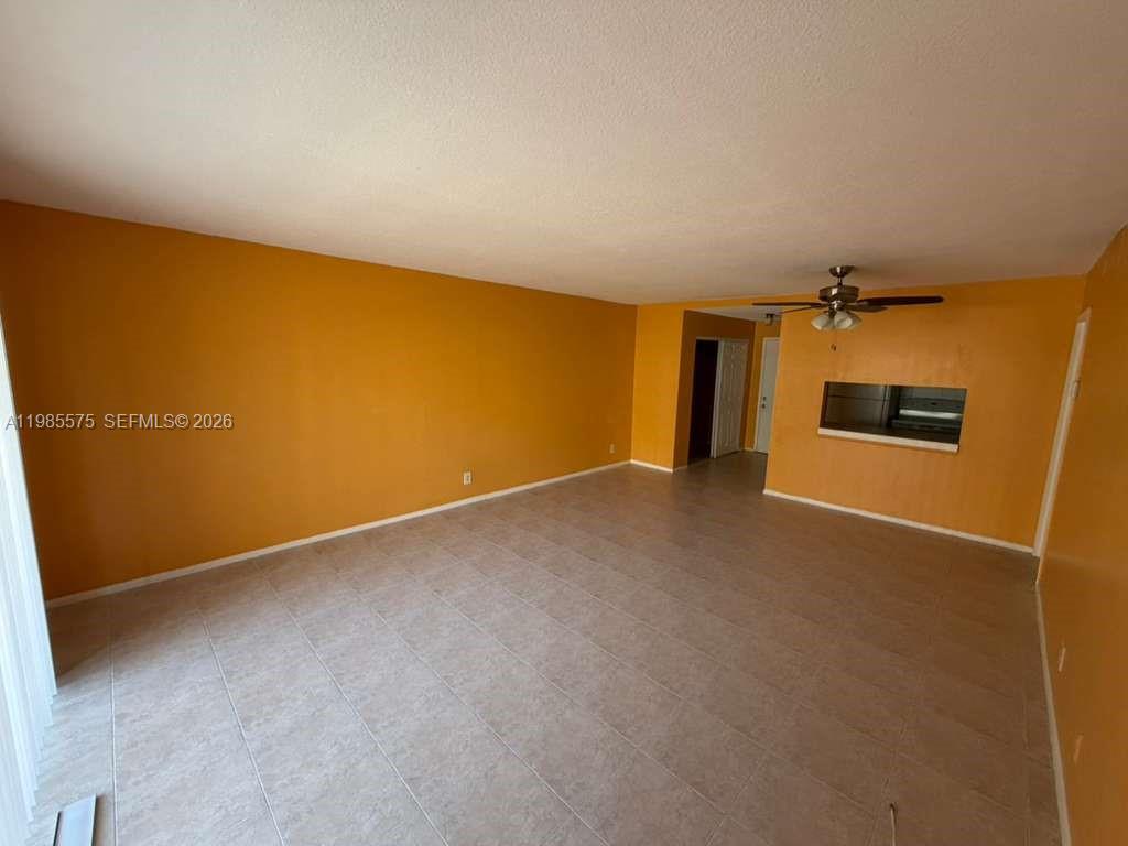 TOWN SQUARE CONDO - Residential