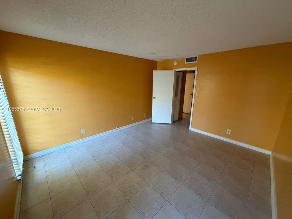 TOWN SQUARE CONDO - Residential