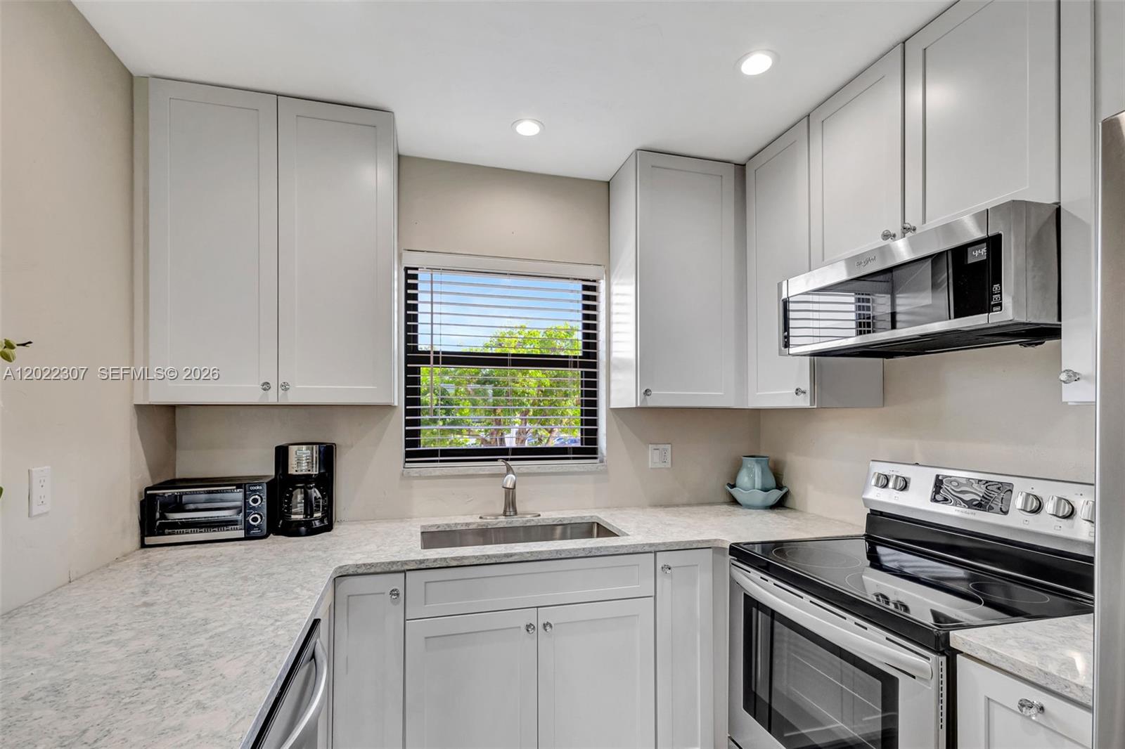 JUPITER INLET CONDO - Residential Lease