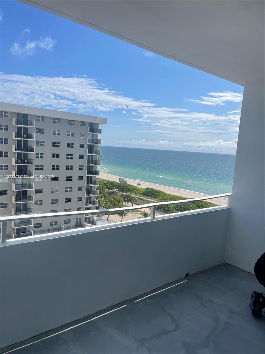 FOUR WINDS CONDO - Residential Lease