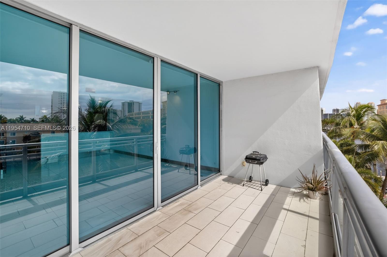 ARTECH RESIDENCES AT AVEN - Residential