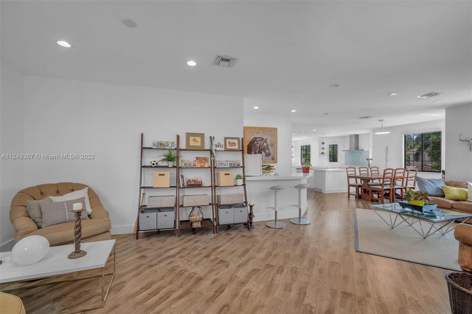 MARIPOSA POINTE AT WESTON - Residential