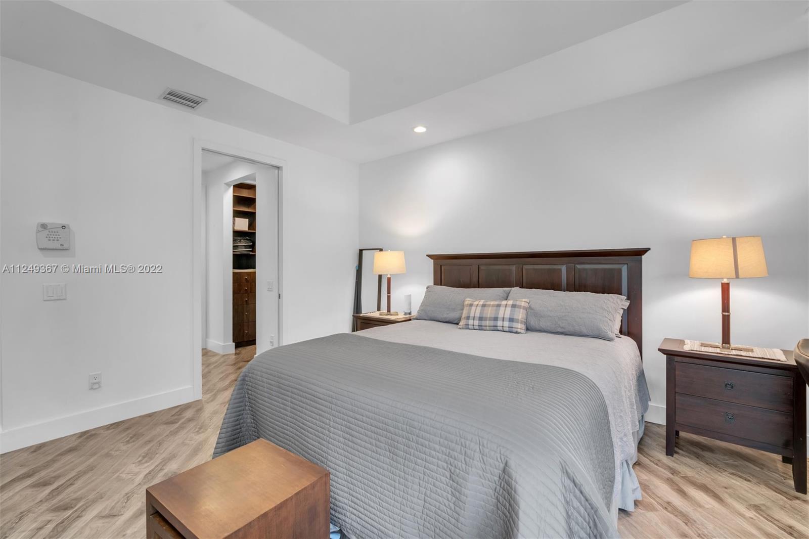 MARIPOSA POINTE AT WESTON - Residential