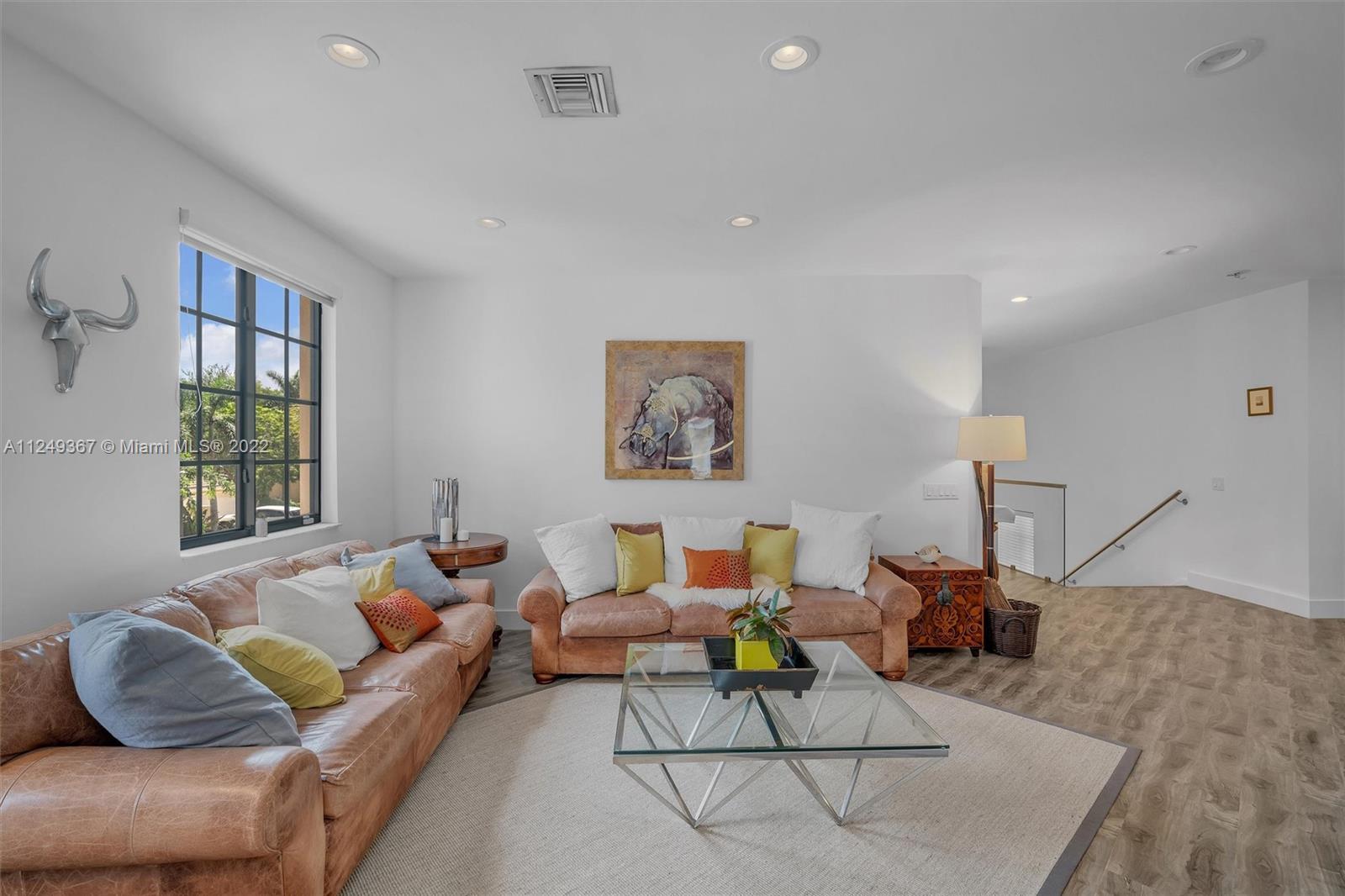 MARIPOSA POINTE AT WESTON - Residential