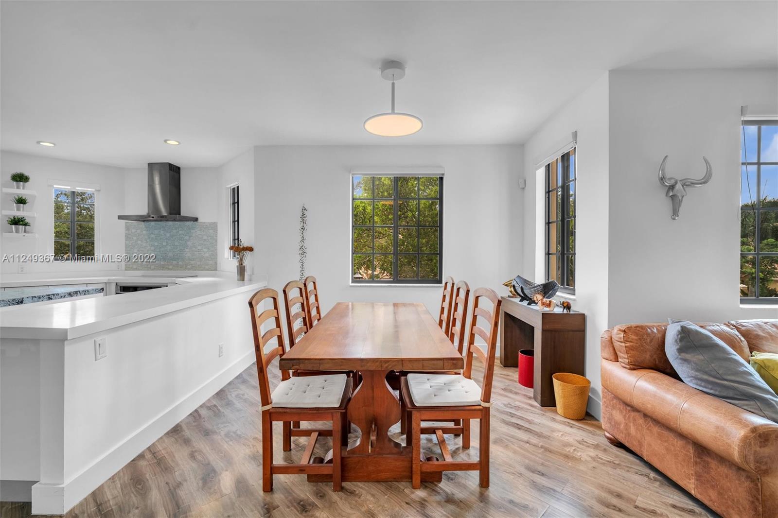 MARIPOSA POINTE AT WESTON - Residential
