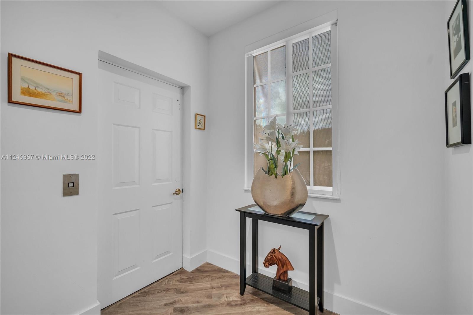 MARIPOSA POINTE AT WESTON - Residential