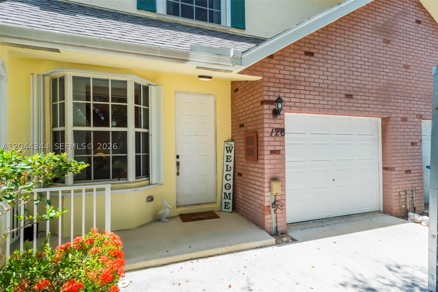 Your search for the ultimate 3 bedroom/2 1/2 bathroom/ 1 car garage home is over.  This quiet well maintained 1,894 sq ft 2 story townhouse has a large patio tiled, screened in, and lots of closet/storage space throughout.  The roof is 5 years old, water heater is 3 1/2 years old, and a newer garbage disposal.  The community has a clubhouse, playground, pool, and walking and biking path.  This is close to shopping, religious communities, and expressways. Easy to show.