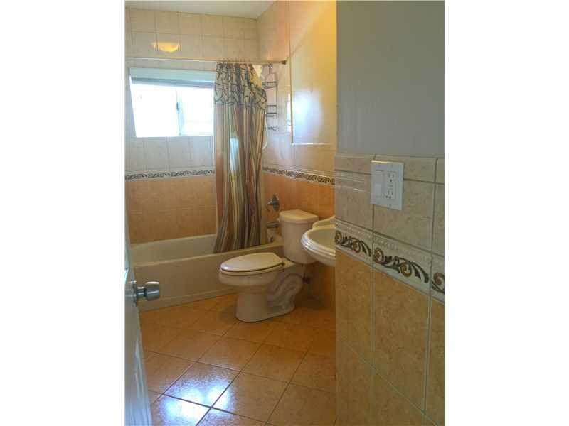 DEVON-AIRE ESTS SEC 6 - Residential