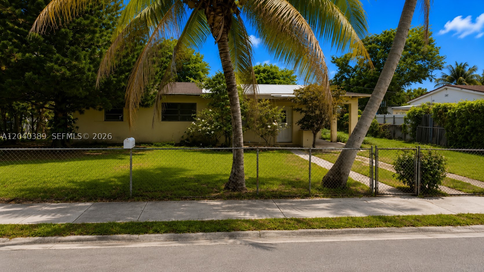 MYRTLE GROVE - Residential