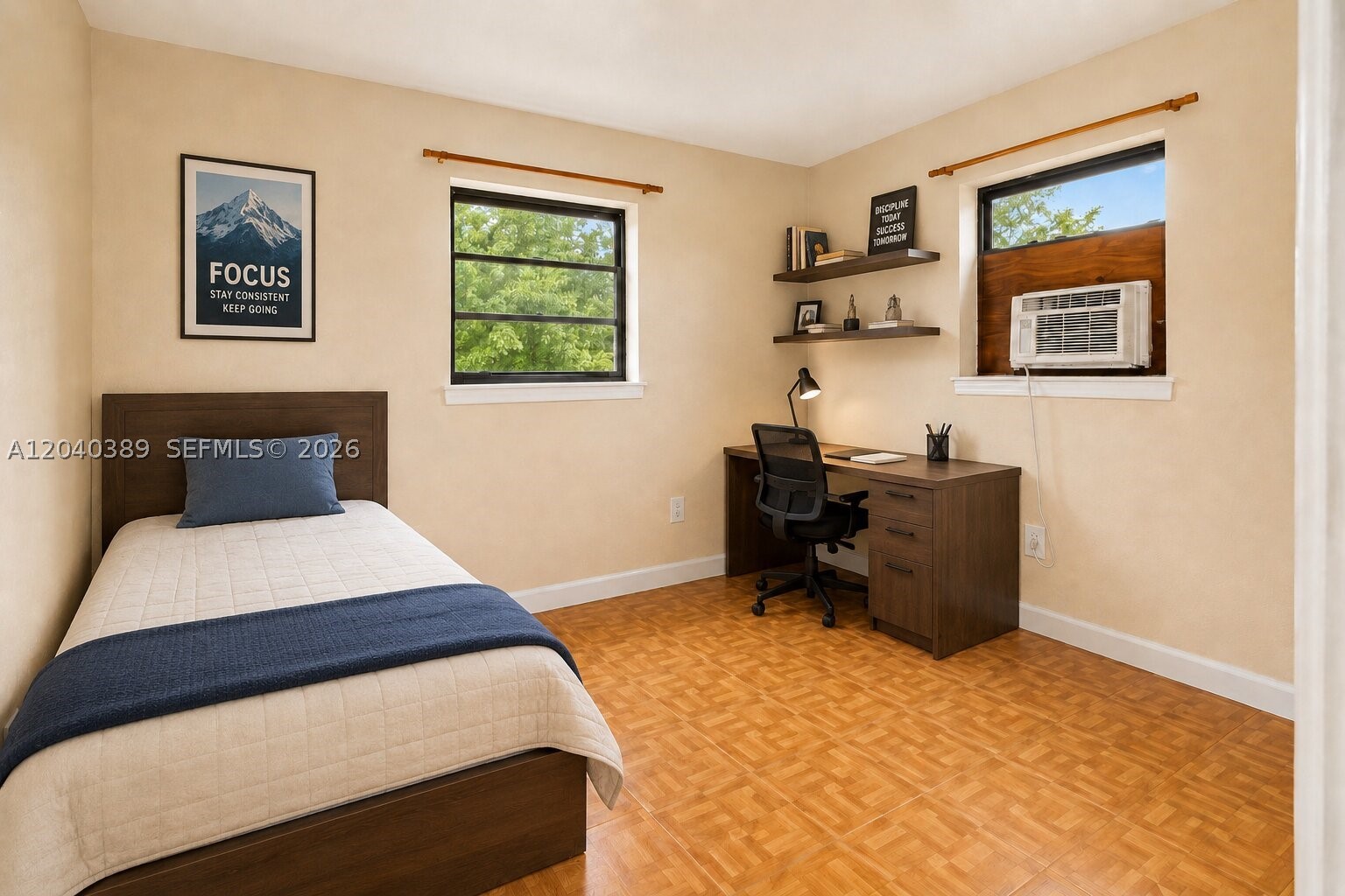 MYRTLE GROVE - Residential