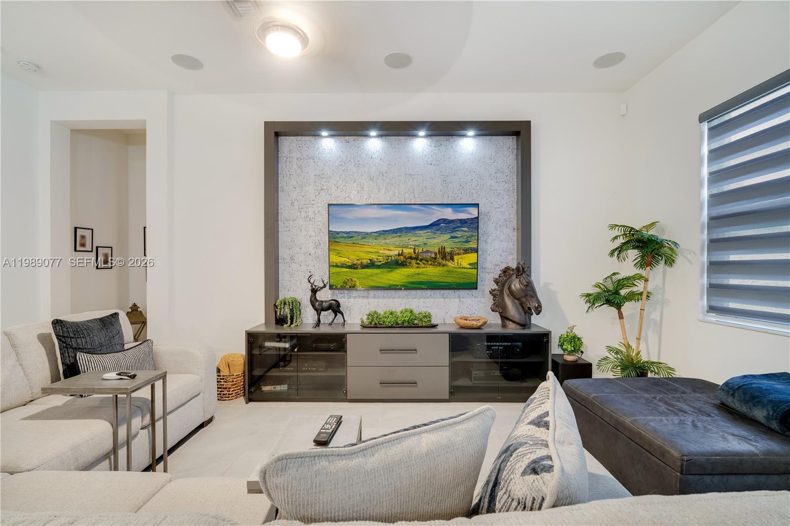 TUSCAN ISLES - Residential