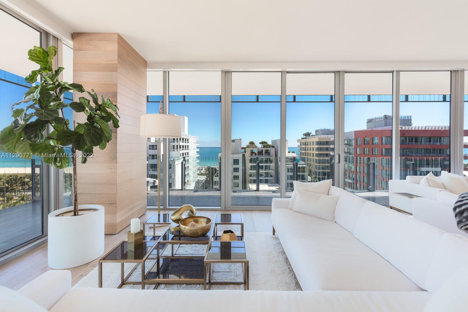 GLASS 120 CONDO - Residential