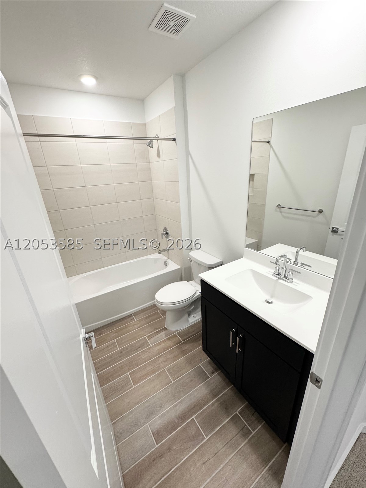 PARKER POINTE SUBDIVISION - Residential Lease