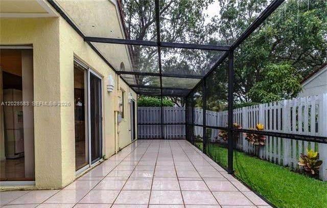 COUNTRY ISLES GARDEN HOME - Residential