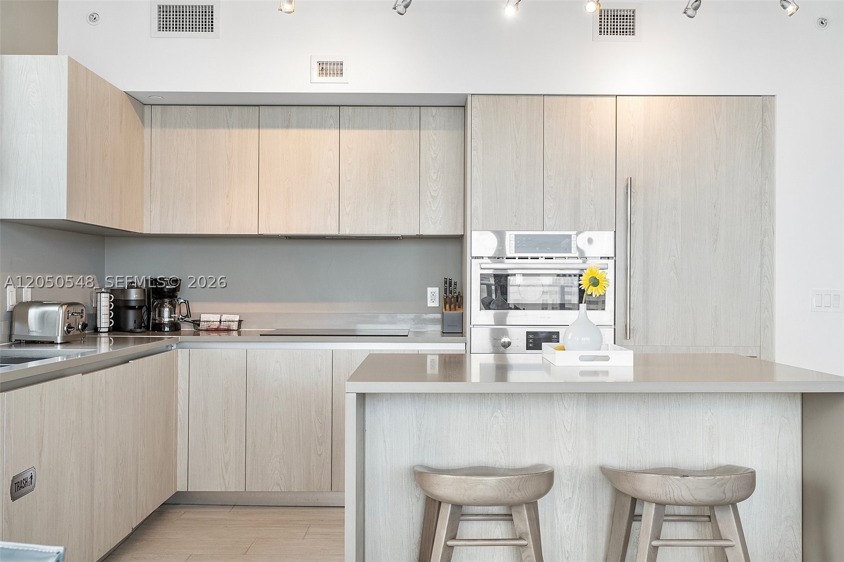 4010 SOUTH OCEAN CONDO - Residential
