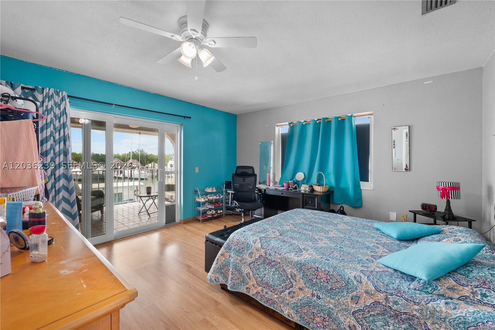 COCO PLUM BEACH - Residential