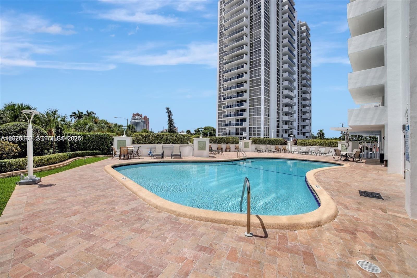 EMBASSY TOWER II INC COND - Residential Lease