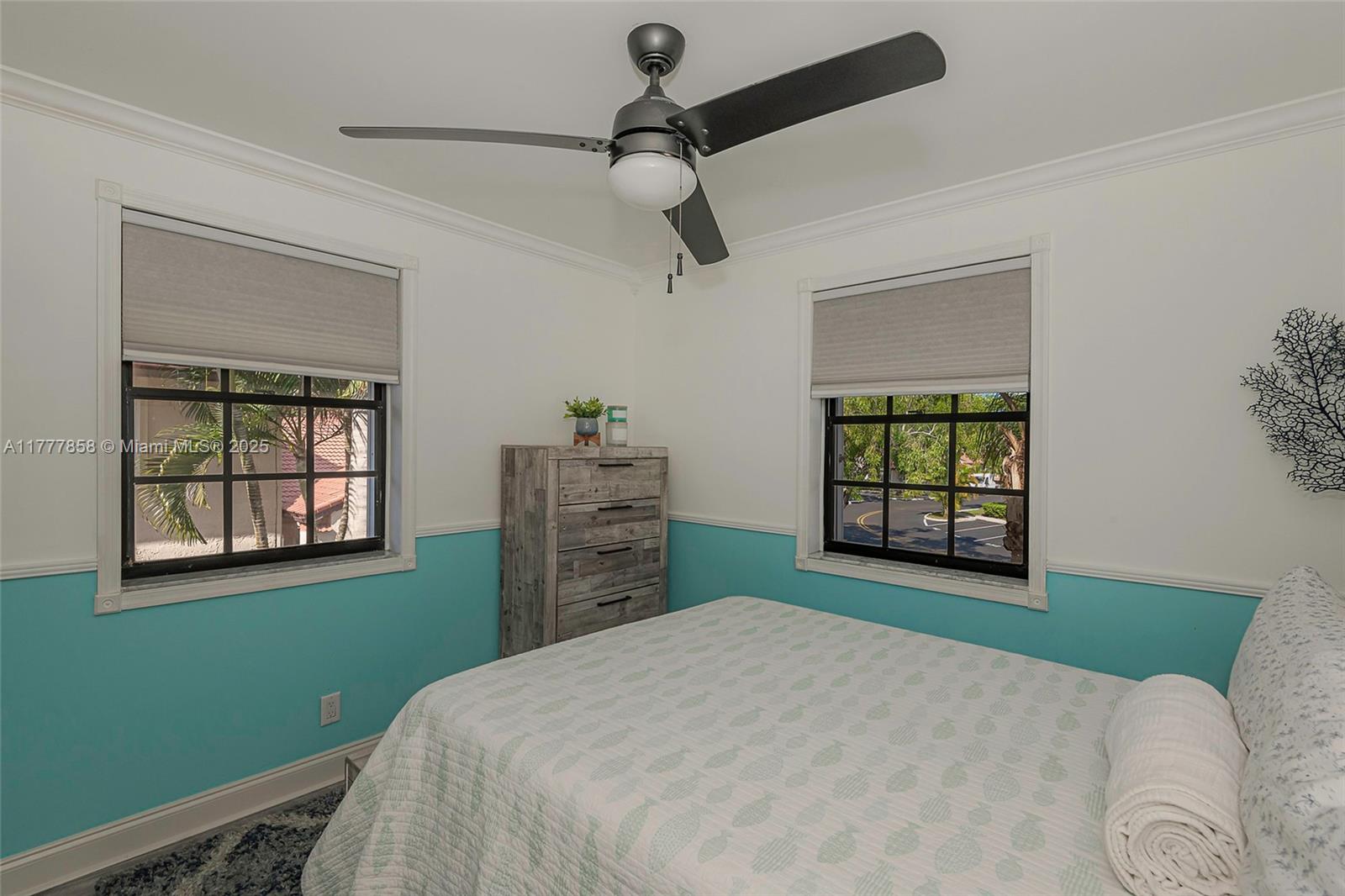 LAKEVIEW COURTS - Residential