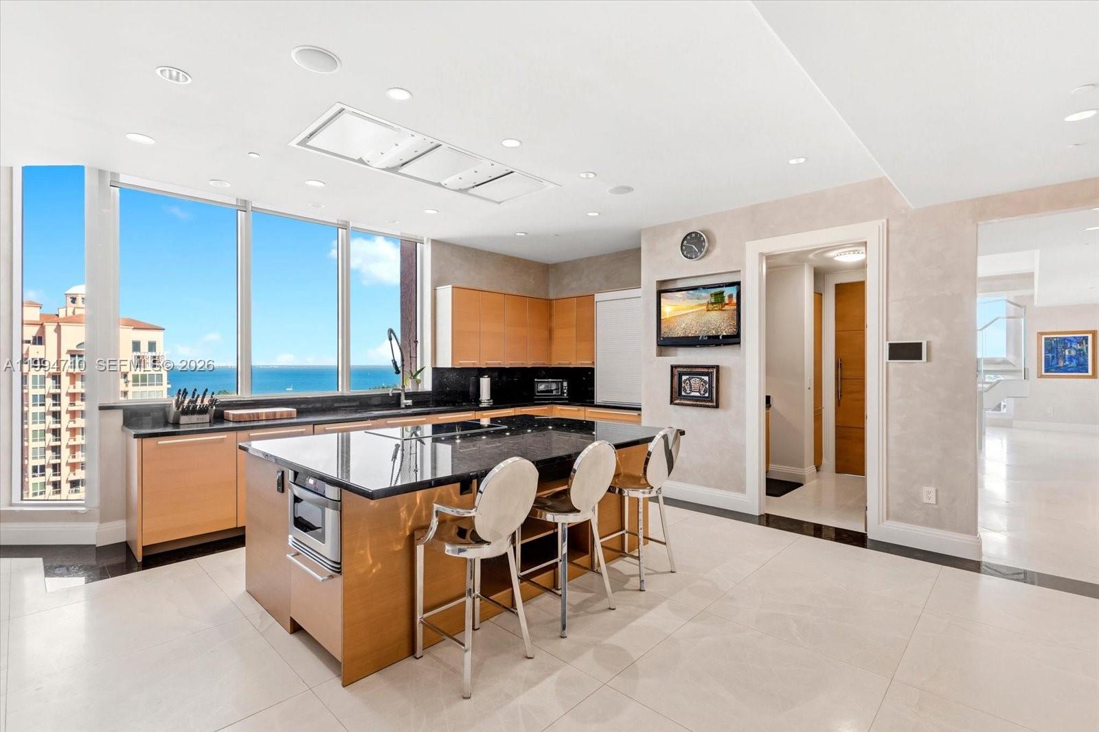 THE GABLES CONDO - Residential
