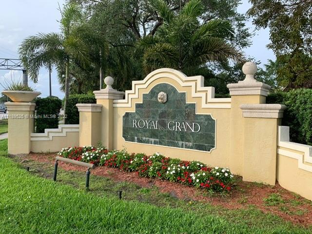 ROYAL GRAND CONDO - Residential