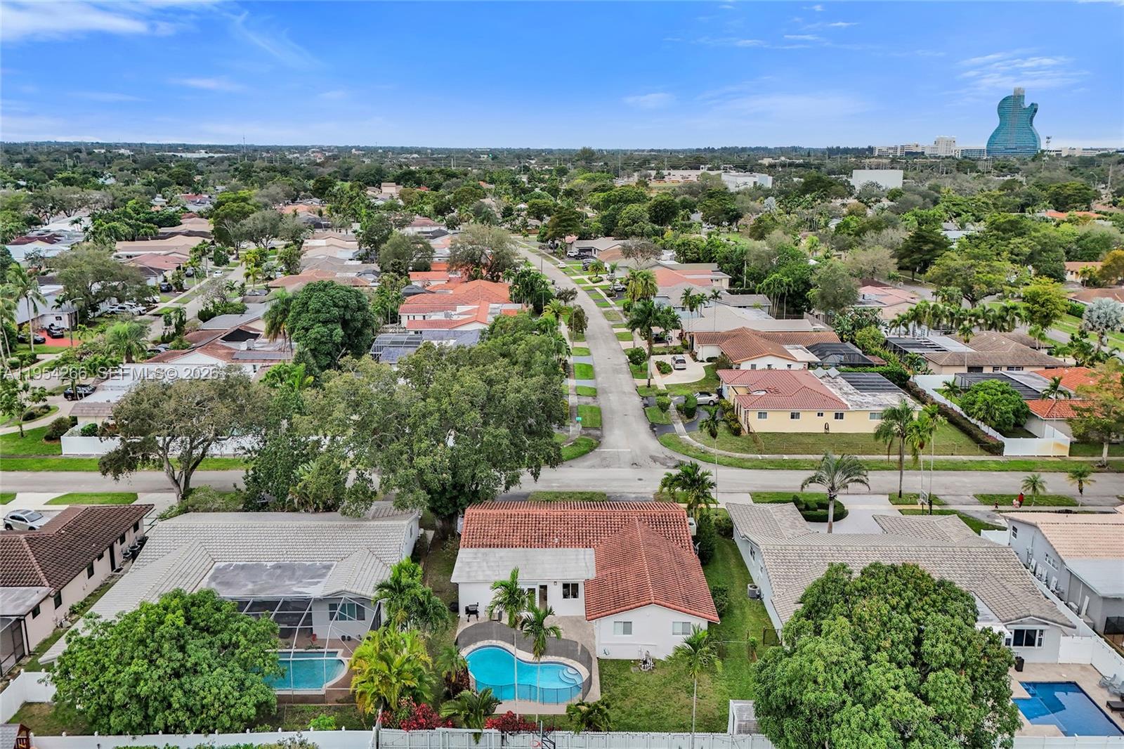 EMERALD HILLS - Residential