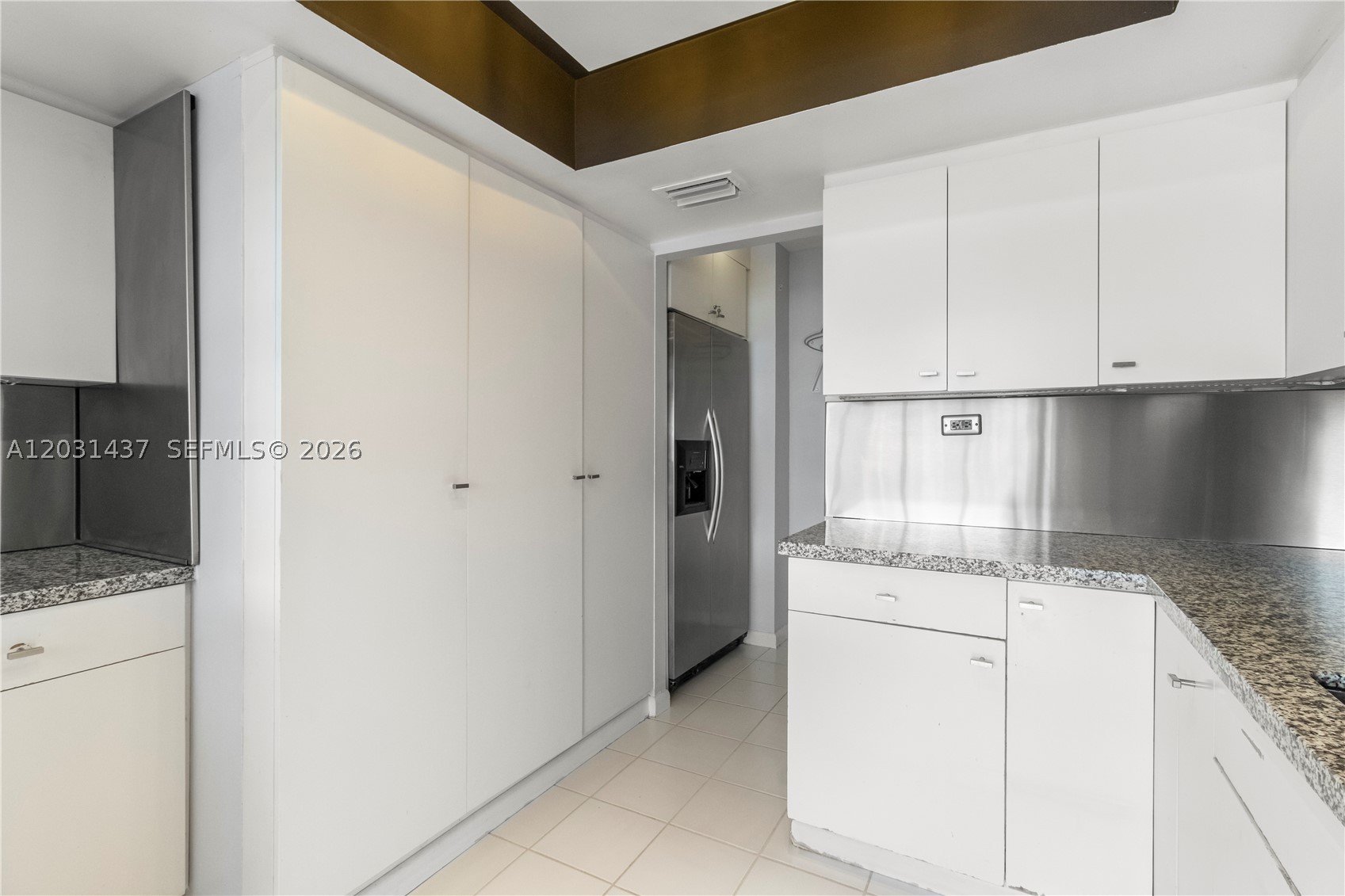BAYSHORE PLACE CONDO - Residential
