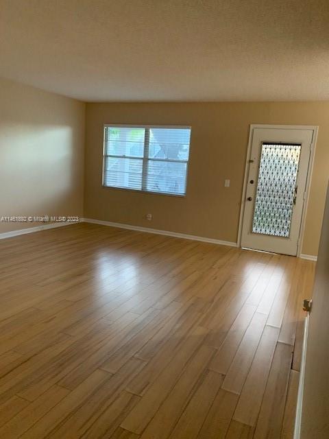 NEW HAMPTON AT CENTURY VI - Residential Lease