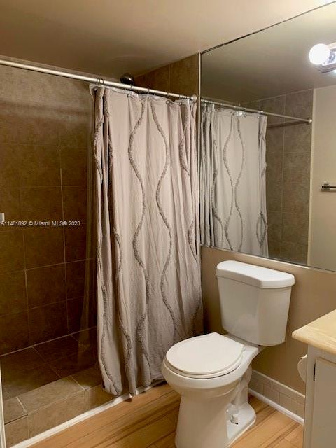 NEW HAMPTON AT CENTURY VI - Residential Lease