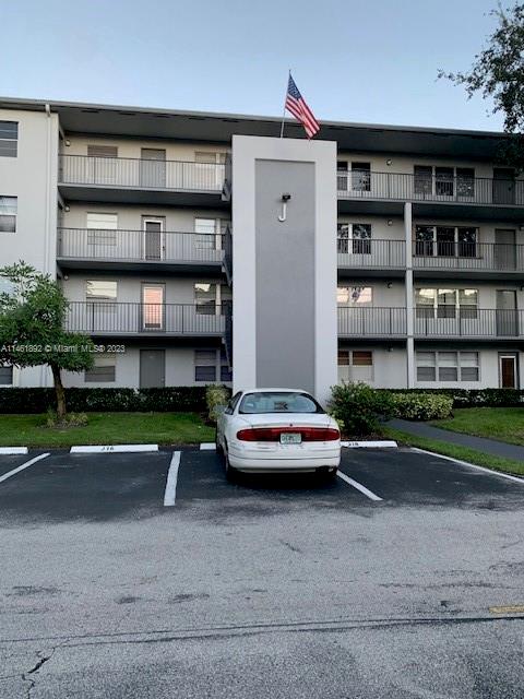 NEW HAMPTON AT CENTURY VI - Residential Lease