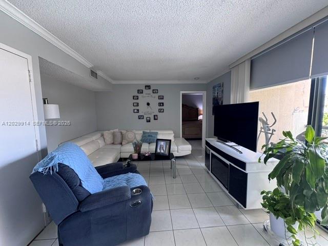 INTERNATIONAL PARK I COND - Residential