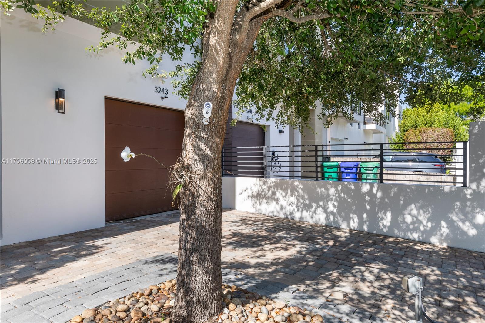 FROW HOMESTEAD - Residential