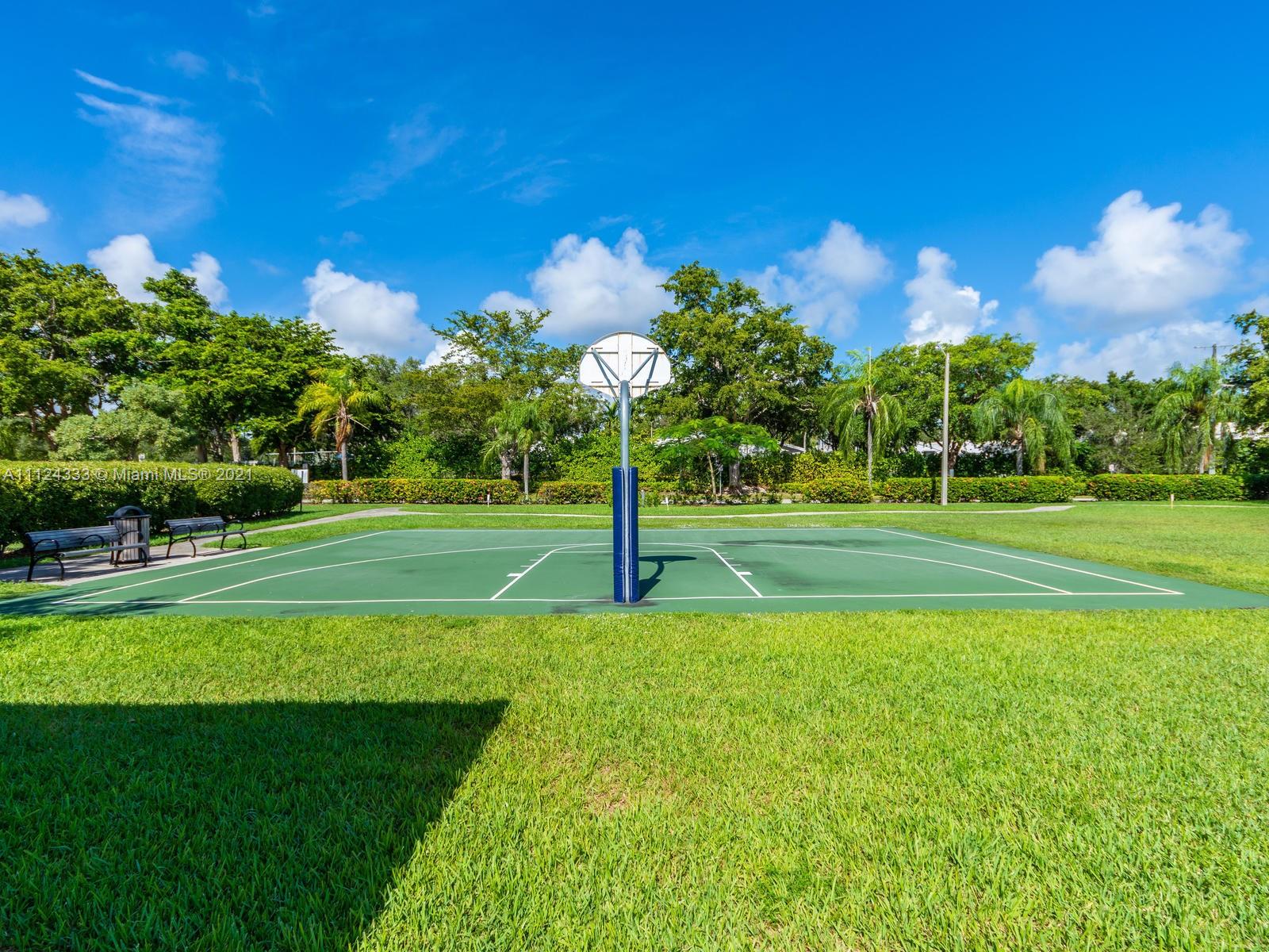 CORAL BAY SEC C - Residential Lease