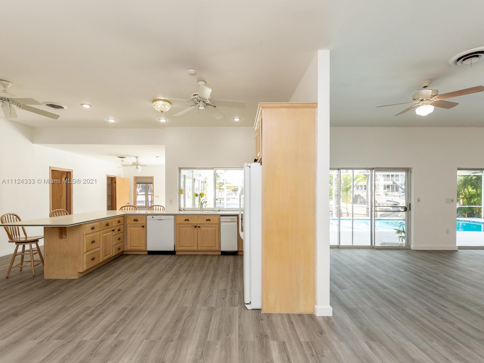 CORAL BAY SEC C - Residential Lease